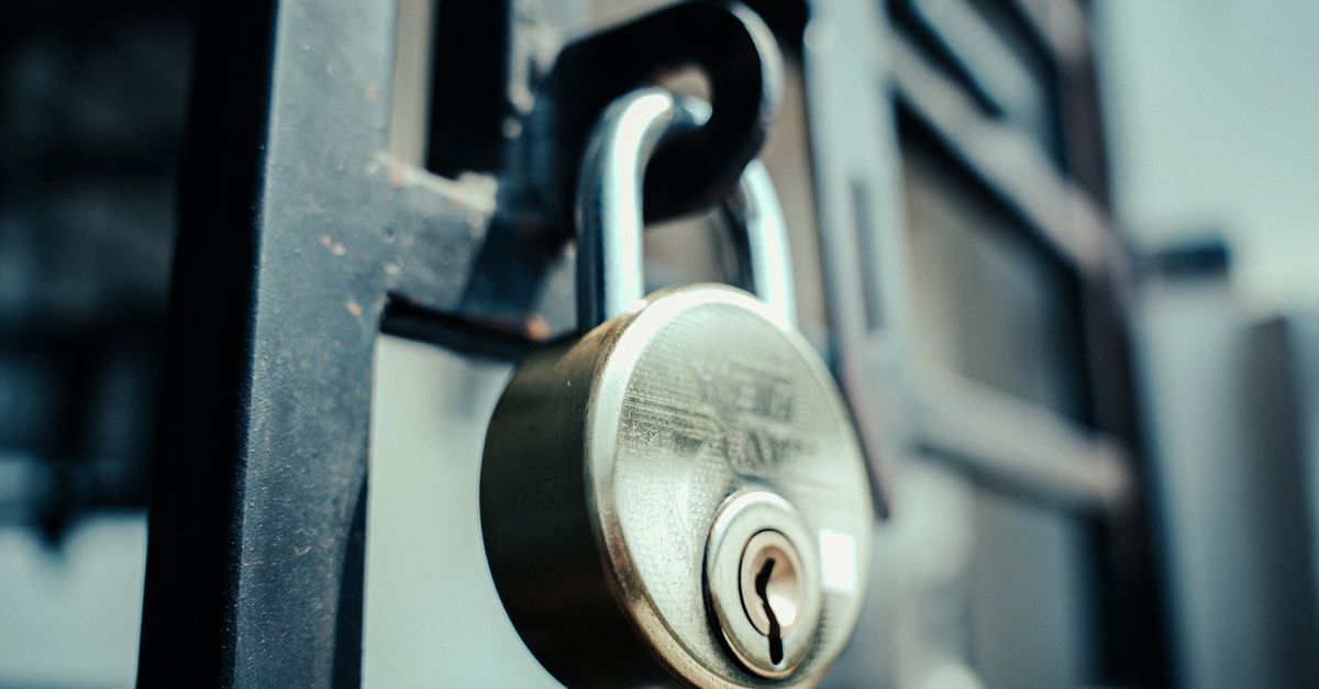 How Much Does a Locksmith Charge Per Hour vs. Per Job? — A1 Riverdale Locksmith