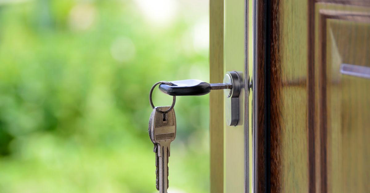 Rekey or Change the Locks? What to Do When You Move Into a Bronx Apartment — A1 Riverdale Locksmith
